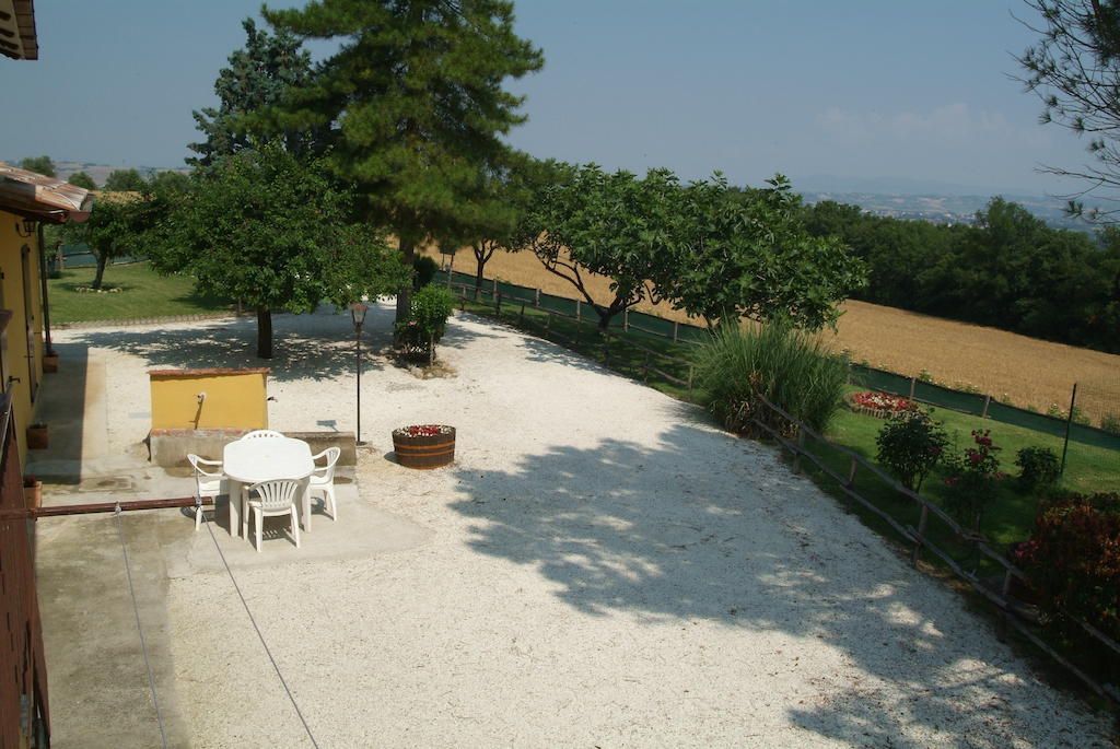 Villa Casale il Colle Deruta Camera foto
